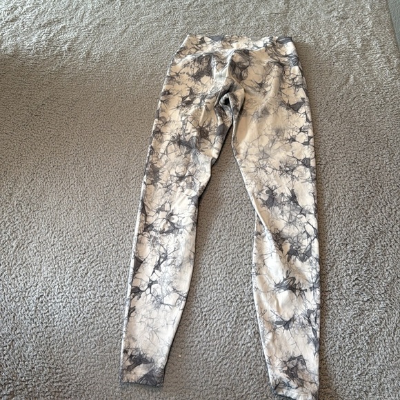 Lululemon Wunder Under Hi-Rise Tight  28
Dual Shibori Antique Whit Baltic size 6 - Picture 4 of 6